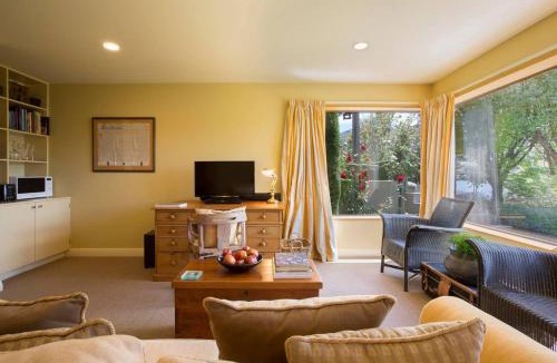 Kelvin Heights Apartment | 139 On Peninsula - The ideal retreat 2 Bedroom Apartment