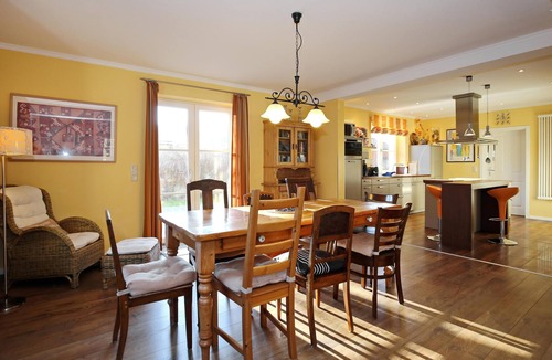 Heiligendamm House | 166m² vacation home for up to 8 people with sauna, whirlpool and garden