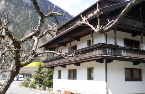 Mayrhofen Bed & Breakfast | 17 m² Bed and breakfast ∙ 2 guests