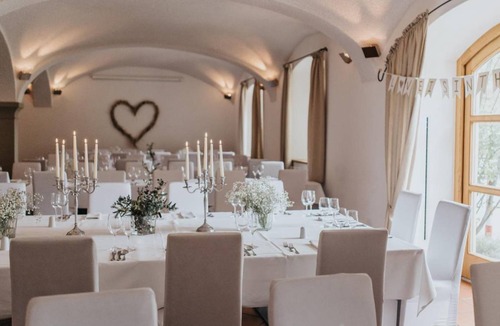 Altenmarkt an der Alz Hotel | 17 m² Hotel ∙ 4 guests