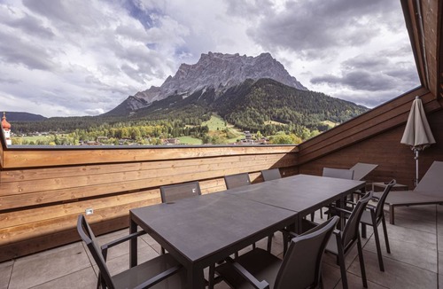 Ehrwald Apartment | 170 m² Apartment ∙ 4 bedrooms ∙ 10 guests