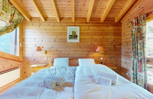 Les Marecottes Ski Chalet | 170 m² Chalet ∙ 4 bedrooms ∙ 7 guests