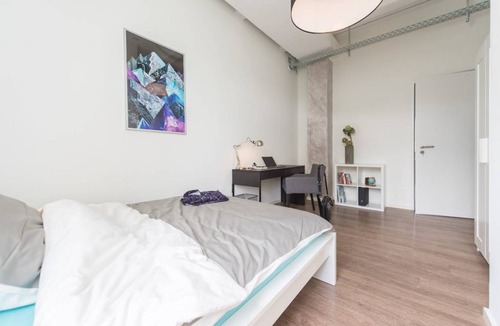 Neuperlach Resort | 170 m² Private room ∙ 1 bedroom ∙ 1 guest