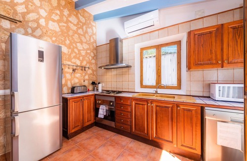 Petra House | 18th-Century Country House in Mallorca with Air Conditioning and Wi-Fi