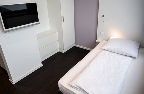 Alt-Moosach Apartment | 19 m² Apartment ∙ 1 guest