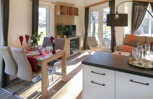 Riedenburg House | 2 bedroom accommodation in Riedenburg