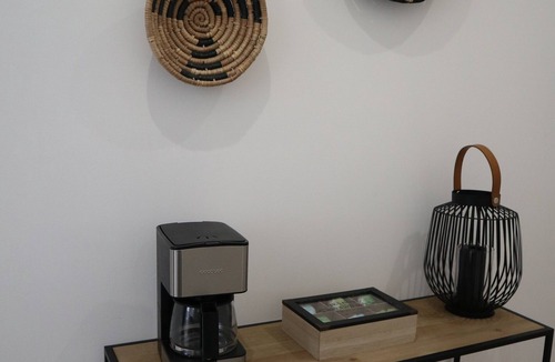 Ventas Apartment | 2-bedroom apartment in enjoyable Madrid with WiFi, AC B2
