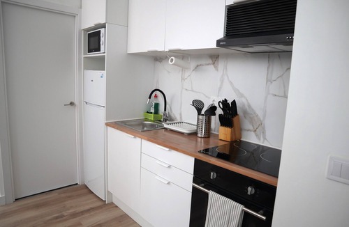 Ventas Apartment | 2-bedroom apartment in enjoyable Madrid with WiFi, AC B2