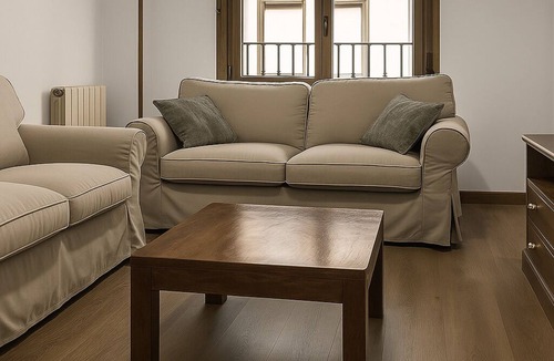 Embajadores Apartment | 2 bedrooms Madrid Downtown