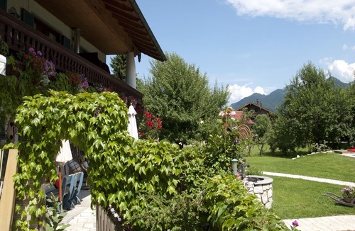Grassau Apartment | 2. Fewo Zahmer Kaiser, 25 qm, 1-2 Pers., Wohn-Schlafraum, Westbalkon