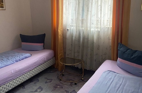 Kippenheim Bed & Breakfast | 2 room apartment - guest room in Kippenheim R.Müller