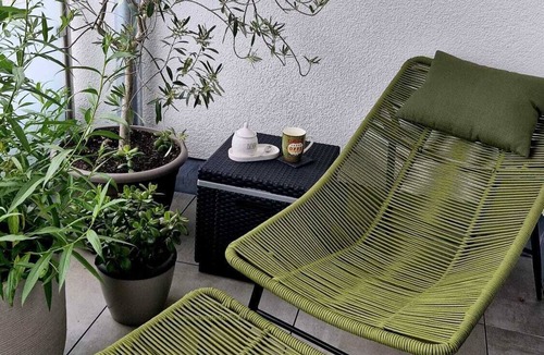 Niedernberg Apartment | 2-room Apartment, Loggia, Smart Lock, Rainshower