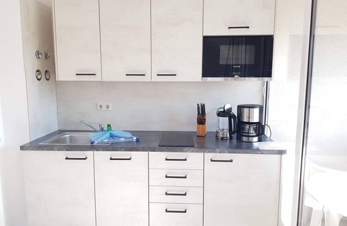 Lobbe Cottage | 2 room apartment with balcony - beach house Lobbe Whg 18 + balcony