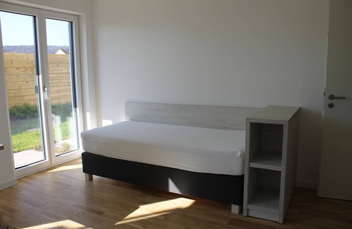 Kelheim Apartment | 2 room apartment with up to 3 single beds, fully furnished in Regensburg/Kelheim