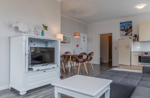 Gohren Apartment | 2-room vacation apartment close to the beach in the center - Residenz Strandeck FeWo 02