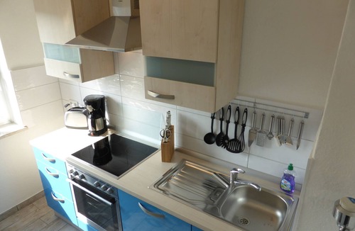 Tempelhof Apartment | 2 rooms, up to 5 persons, luxuriously furnished, tulip "
