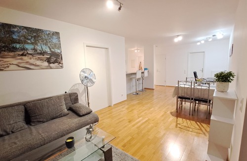 Sendling - Westpark Apartment | 2 Zi Wohnung, Nähe Harras U6/s7, 4-5 Personen