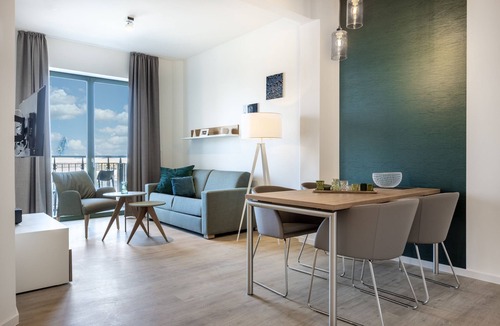 Wismar Apartment | 2-zimmer-apartment mit Balkon in Außergewöhnlicher Hafenlage mit Tollem Ausblick