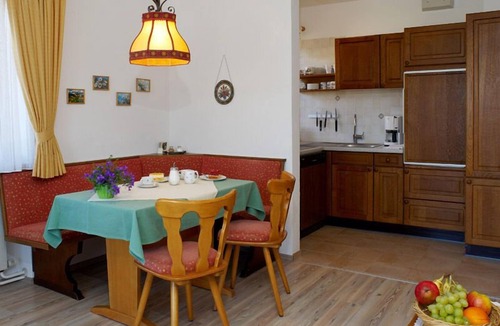 Reit im Winkl Apartment | (2) Zwei-Raum-Ferienwohnung 50qm, Bad/WC, Extra-Schlafraum, Küche, Terrasse