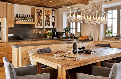 Frasdorf Apartment | 200 m² Apartment ∙ 4 bedrooms ∙ 7 guests