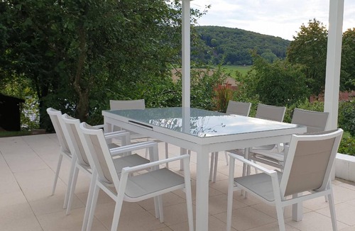 Nuedlingen Apartment | 201 m² Apartment ∙ 3 bedrooms ∙ 9 guests