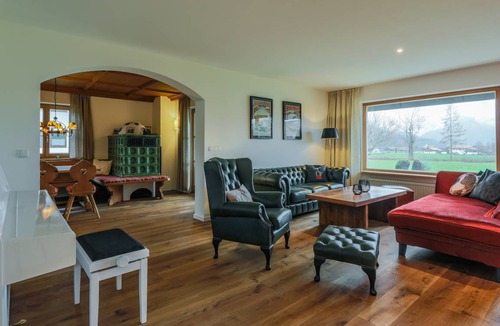 Eck House | 210 m² House ∙ 4 bedrooms ∙ 10 guests