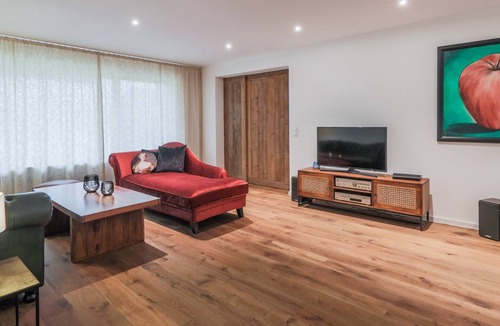 Eck House | 210 m² House ∙ 4 bedrooms ∙ 10 guests