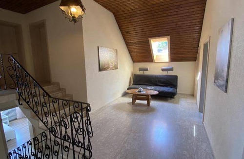 Fischach House | 220 m² House ∙ 10 bedrooms ∙ 21 guests