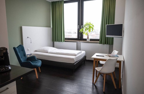 Alt-Moosach Apartment | 24 m² Apartment ∙ 1 guest