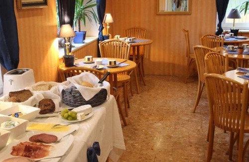 Kitzingen Bed & Breakfast | 24 m² Bed and breakfast ∙ 3 guests