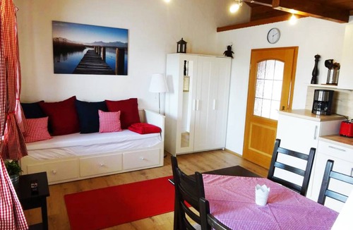 Bad Endorf Apartment | 25 m² Apartment ∙ 3 guests