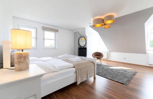 Diebach House | 260 m² House ∙ 5 bedrooms ∙ 12 guests