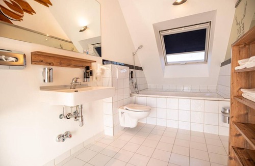 Pradl Hotel | 27 m² Hotel ∙ 1 bedroom ∙ 4 guests