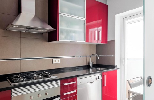 Ciudad Lineal Apartment | 3-bedroom apartment in marvelous Madrid with AC, WiFi
