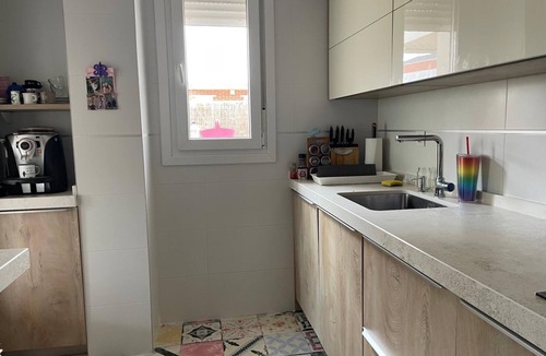 Burgos Apartment | 3-bedroom apartment with a 100-meter patio featuring a barbecue and a pool