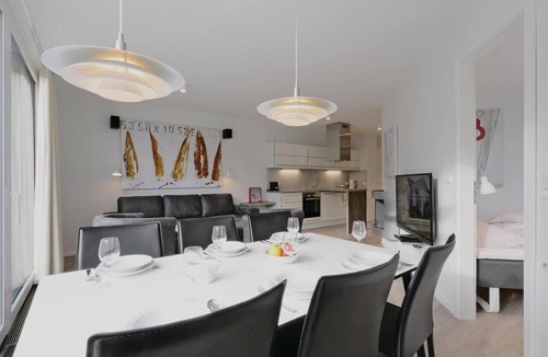 Travemuende Apartment | 3 bedroom beautiful apartment in Travemünde Waterfront