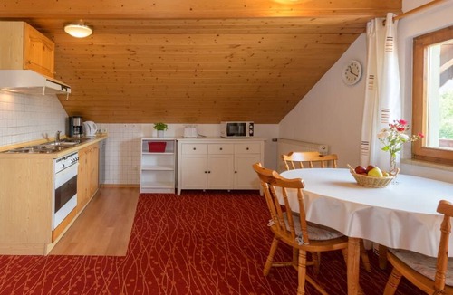 Lam Apartment | 3-Sterne FeWo 65qm im Dachgeschoss für 3 Personen