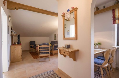 Oberaudorf Apartment | 3 * with a dream view to the mountains sauna playroom kitchen garage027