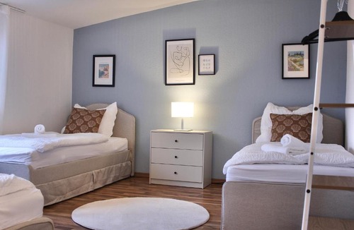 Hamm Apartment | 3-Zimmer-Apartment I 2 Min bis Hbf I Smart TV I WiFi I modern