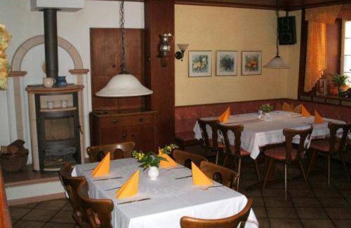 Zell im Fichtelgebirge Bed & Breakfast | 30 m² Bed and breakfast ∙ 5 guests