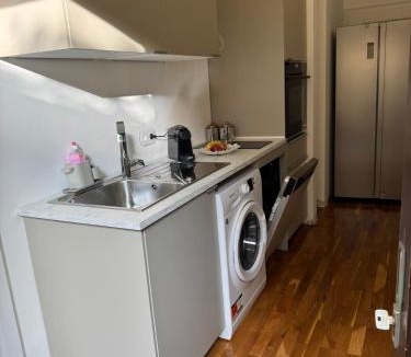 Gauting Apartment | 30 min from Munich & S-Bahn apartment with garden