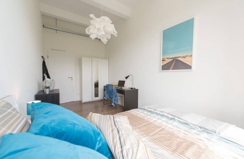 Neuperlach Resort | 300 m² Private room ∙ 1 bedroom ∙ 1 guest