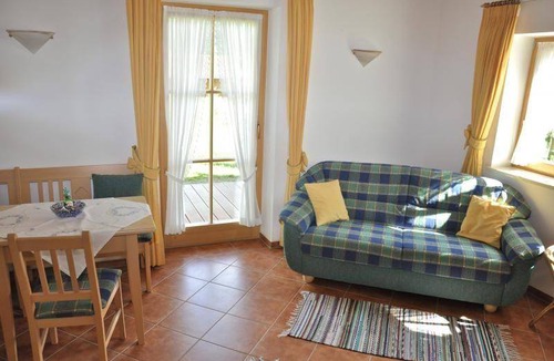 Weissbach an der Alpenstrasse Apartment | 35 m² Apartment ∙ 1 bedroom ∙ 2 guests
