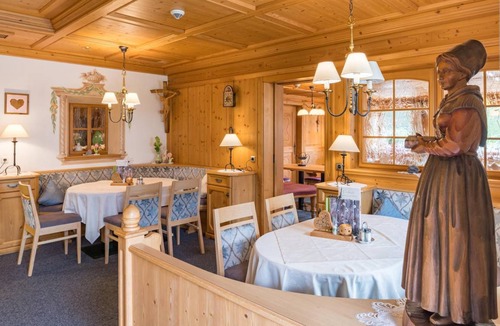 Bach Hotel | 35 m² Hotel ∙ 4 guests