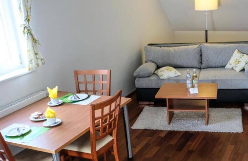 Holzheim Apartment | 38 m² Serviced apartment ∙ 4 guests