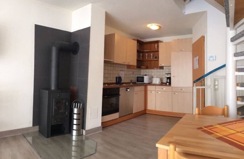 Zandt Apartment | 38qm großes, vollständig renoviertes Appartement mit Balkon
