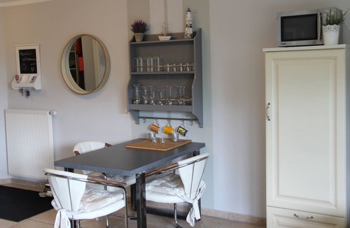 Redewisch Apartment | 4* Holiday apartment near the beach with sunny balcony