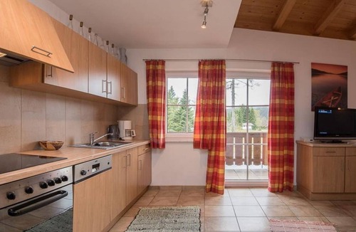 Seefeld in Tirol Apartment | 4-raum-appartement - Landhaus Charlotte