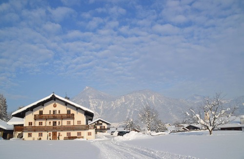 Niederaudorf Apartment | 4-room apartment in the Zuhaus, 78 sqm with balcony and two bedrooms