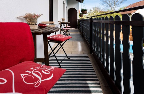 Ebersberg District Apartment | 4-Room Apartment with Garden, Balcony and Fireplace close to Munich